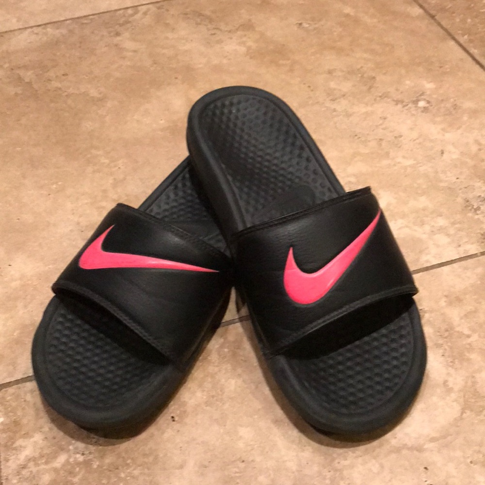 nike slides